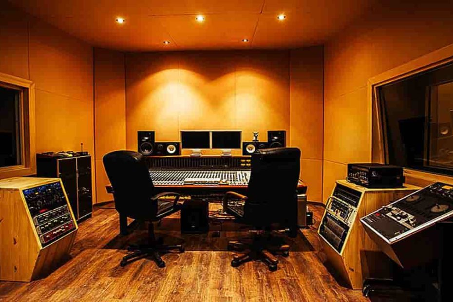 Los mejores productores de música españoles 2024