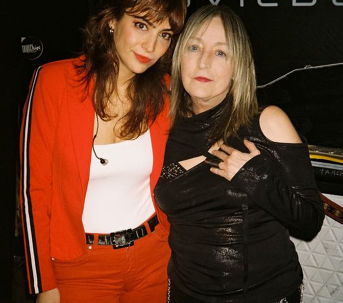 Aurora Beltrán y Nat Simons, juntas en los escenarios y en esta charla