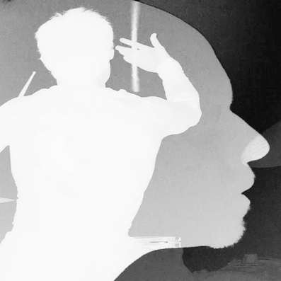 Blanco Palamera regresa con “Lego(K)”