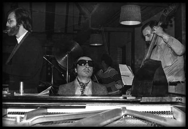 Efemérides de la música popular, 28 de marzo